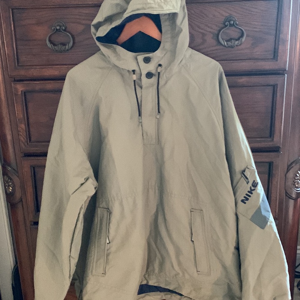 Nike Jacket (w/ hoodie)